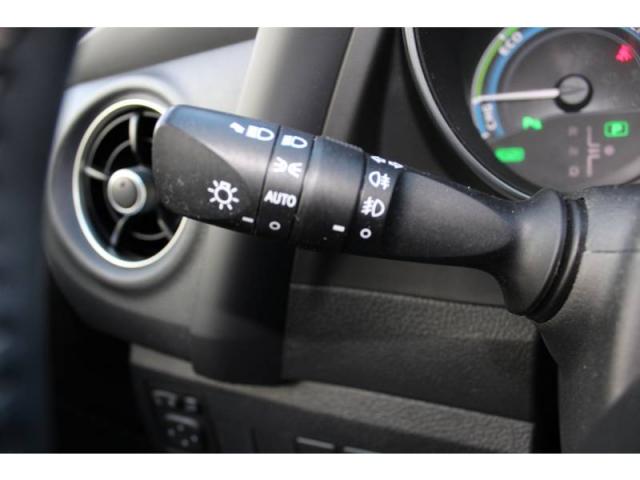 Toyota Auris image 3