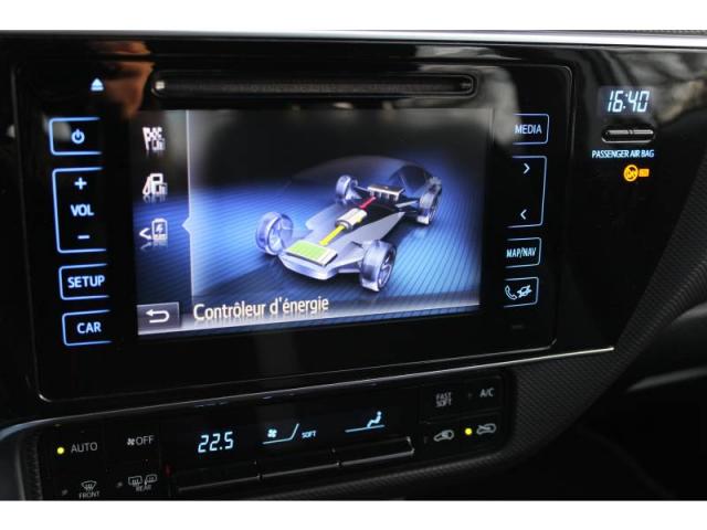 Toyota Auris image 8
