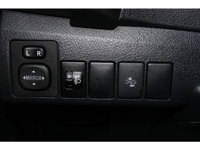 Toyota Auris image 5