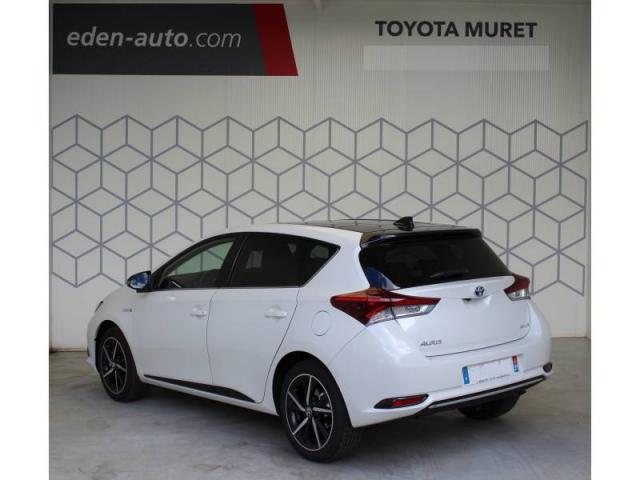 Toyota Auris image 8