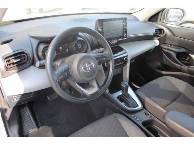 Toyota Yaris image 2