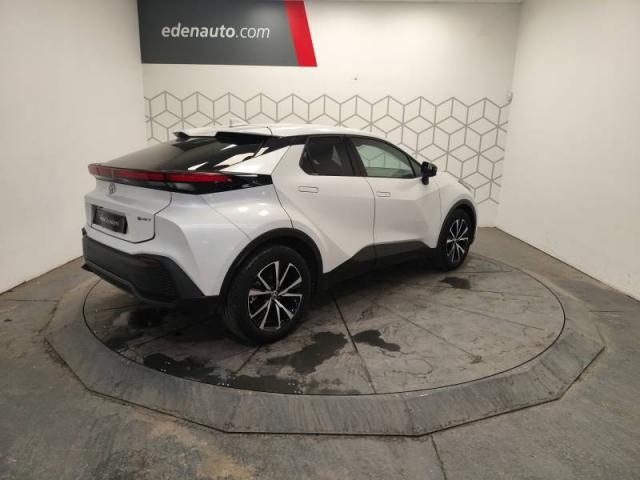 Toyota C-Hr image 8