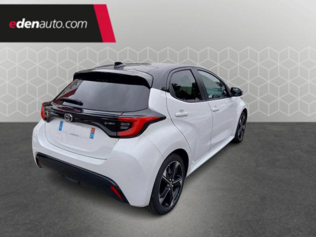 Toyota Yaris image 2