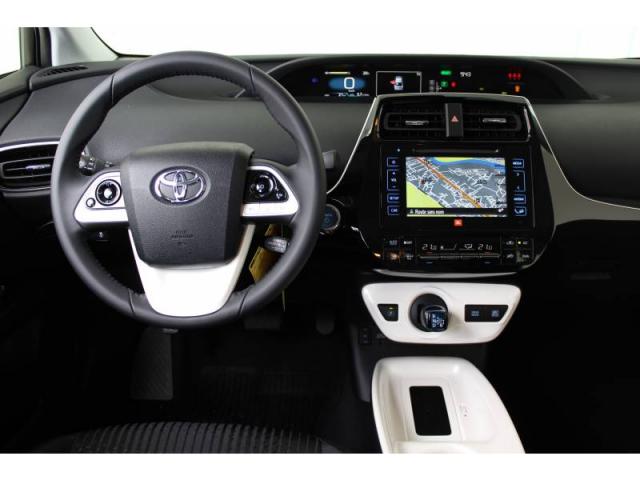 Toyota Prius image 8