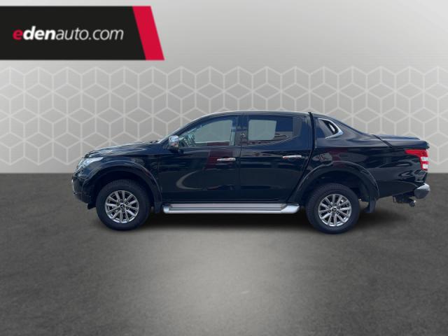 Mitsubishi Pick-Up image 9