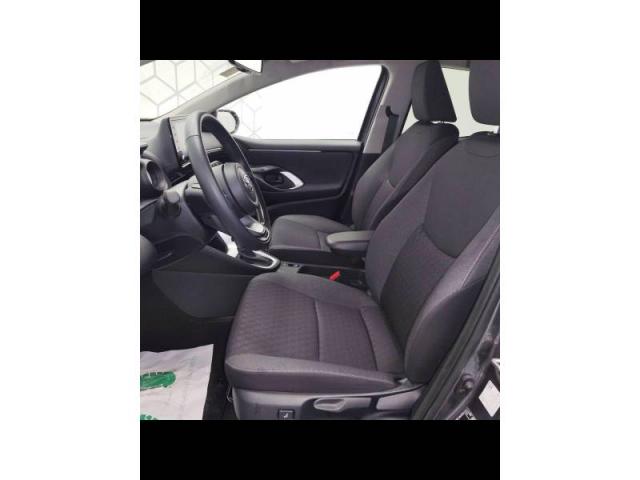Toyota Yaris image 4