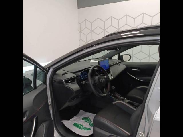 Toyota Corolla image 5