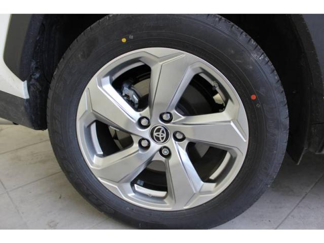 Toyota Rav4 image 9
