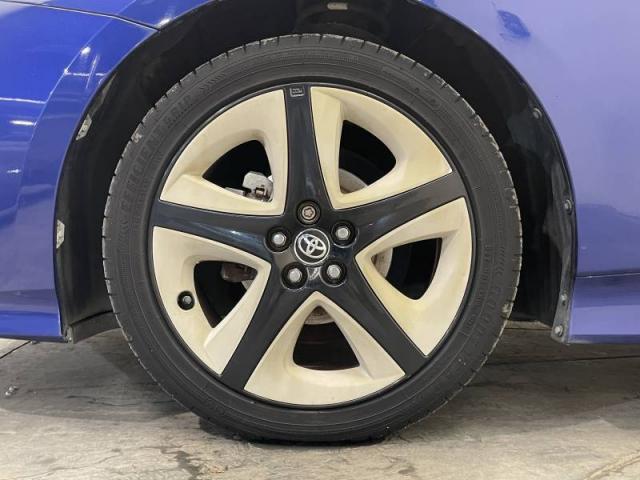 Toyota Prius image 6