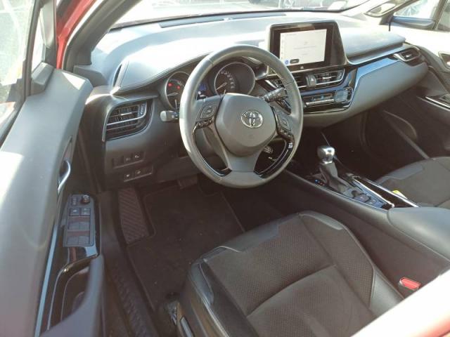 Toyota C-Hr image 5