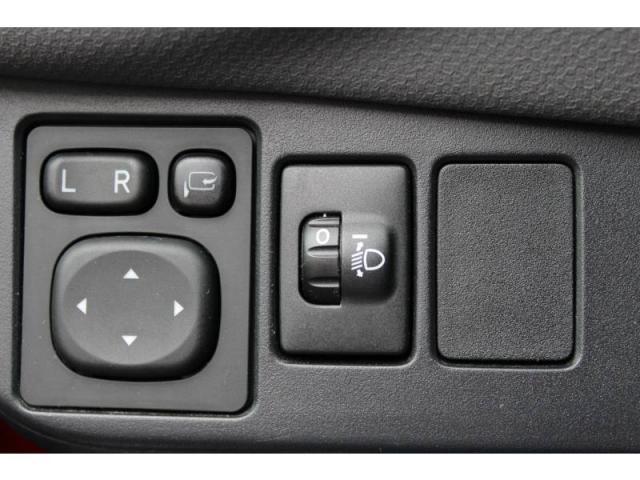 Toyota Yaris image 3