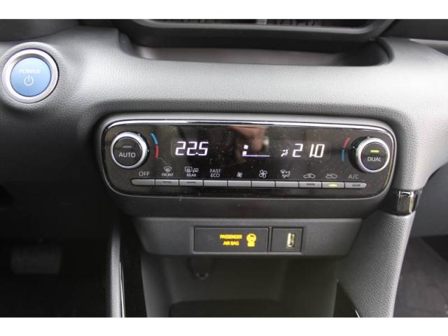 Toyota Yaris image 9