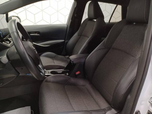 Toyota Corolla image 7