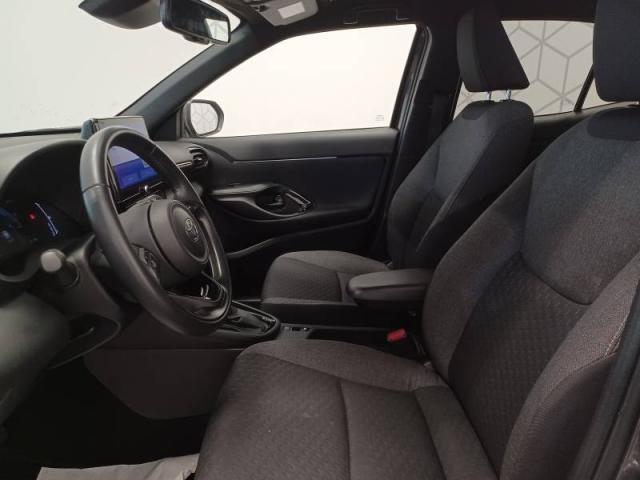 Toyota Yaris image 8