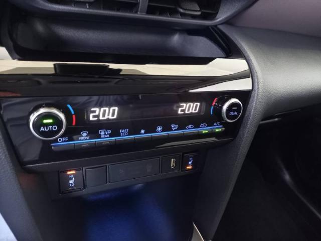 Toyota Yaris image 7