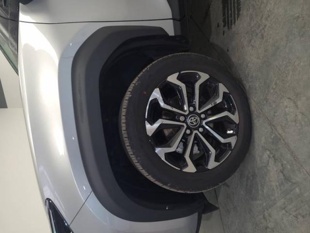 Toyota Yaris image 7