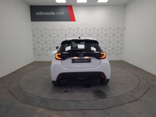 Toyota Yaris image 2