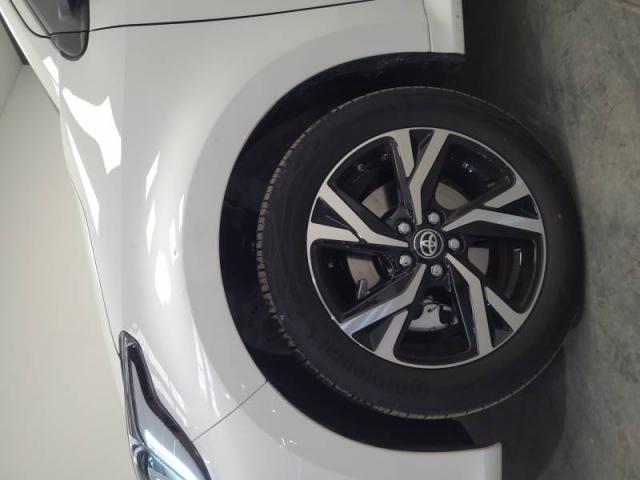 Toyota Yaris image 5