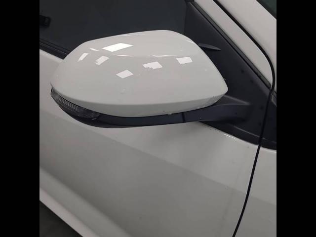 Toyota Yaris image 8