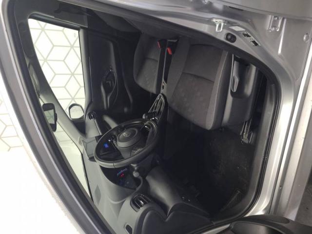 Toyota Yaris image 7