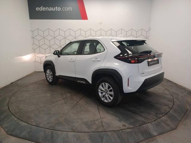 Toyota Yaris image 2