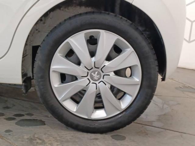 Peugeot 108 image 3