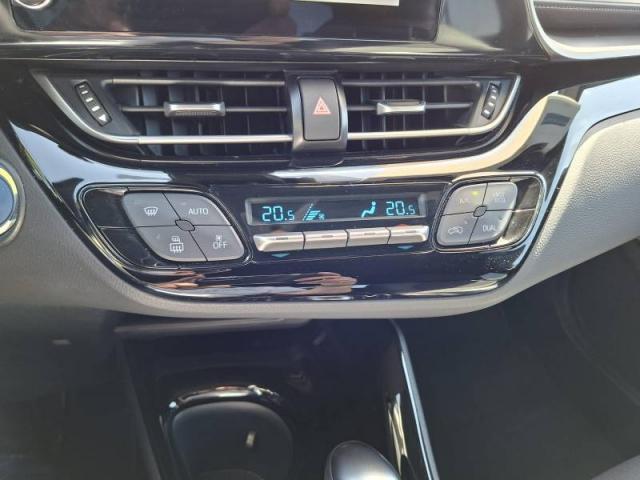 Toyota C-Hr image 1