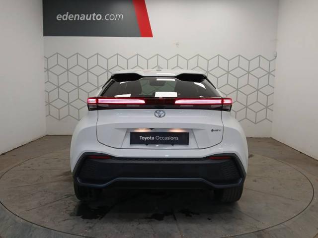 Toyota C-Hr image 2
