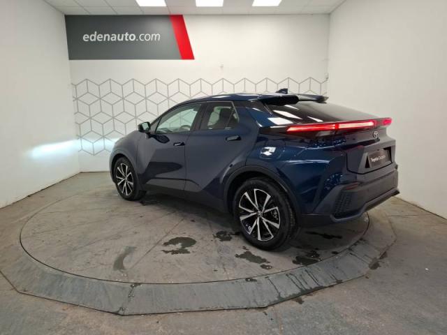 Toyota C-Hr image 9