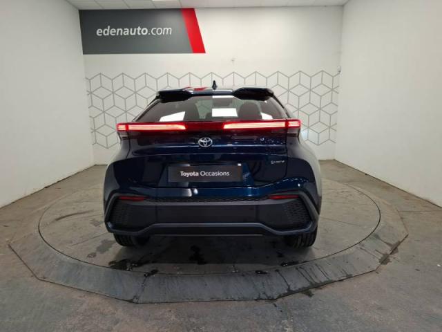 Toyota C-Hr image 6