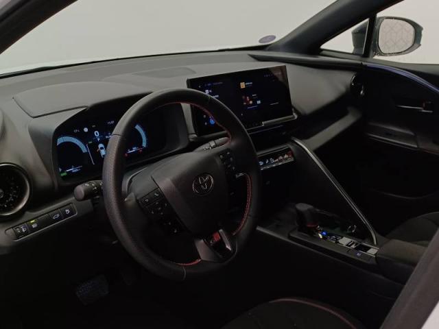 Toyota C-Hr image 8