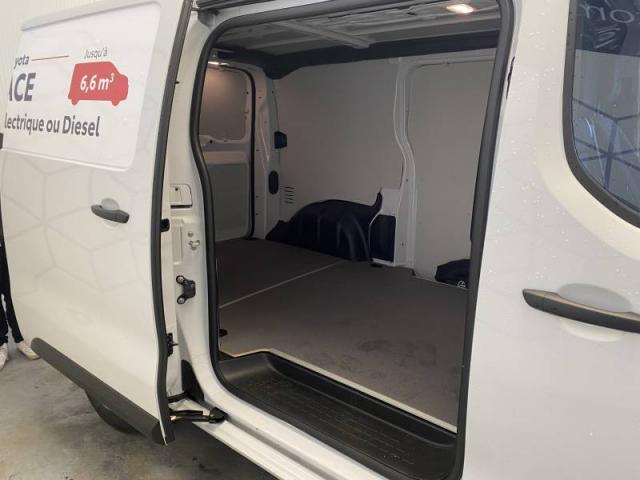 Toyota Proace image 2