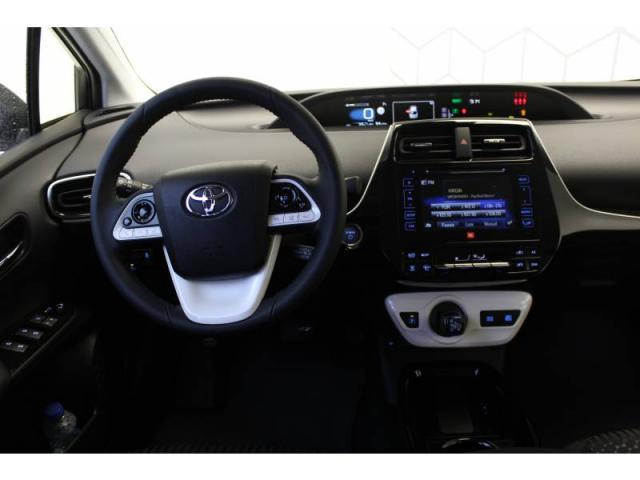Toyota Prius image 3