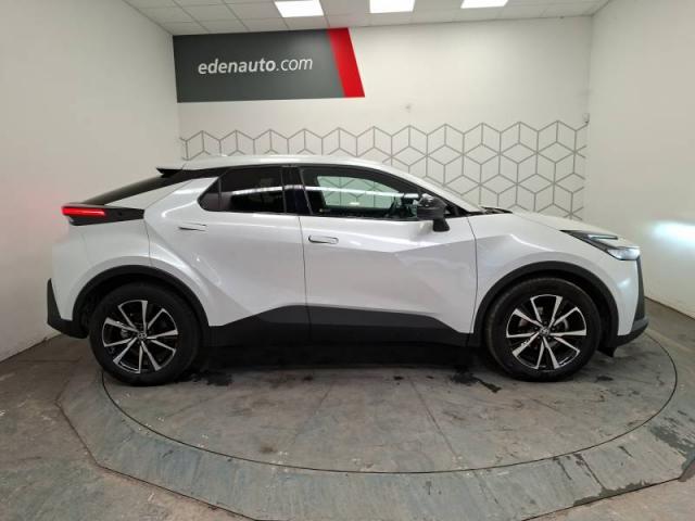 Toyota C-Hr image 8