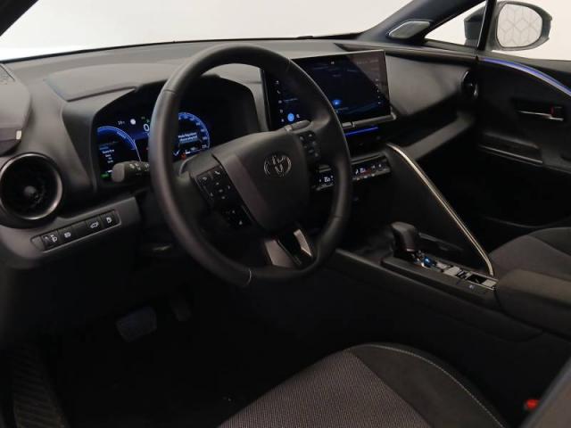 Toyota C-Hr image 1