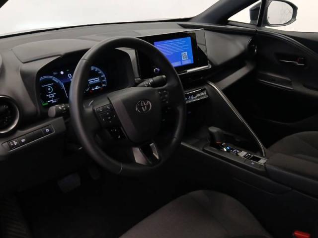 Toyota C-Hr image 2
