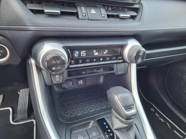 Toyota Rav4 image 9