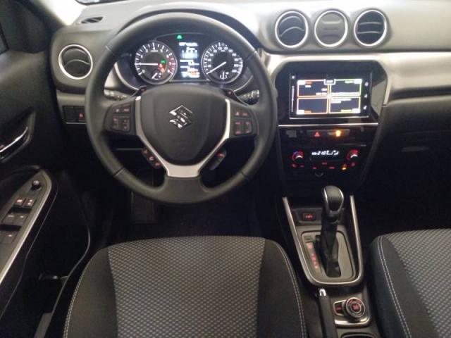 Suzuki Vitara image 4