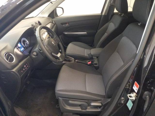 Suzuki Vitara image 5