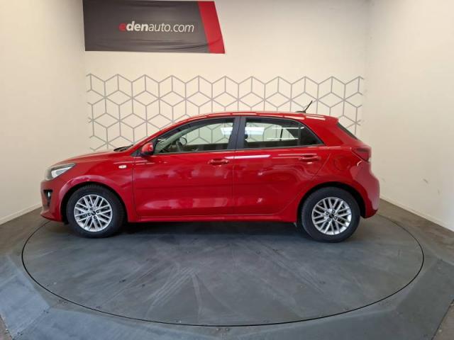 Kia Rio image 5