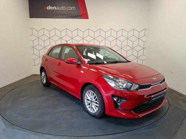 Kia Rio image 3