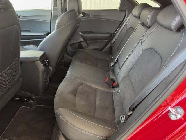Kia Pro_cee'D image 4