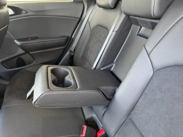 Kia Pro_cee'D image 6