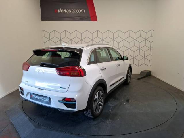 Kia Niro image 7