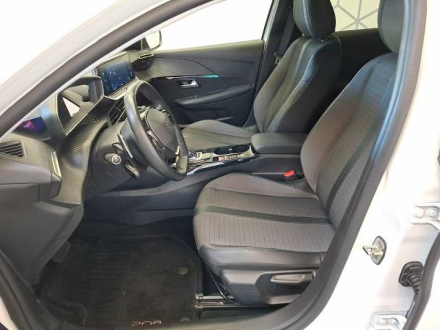Peugeot 208 image 4
