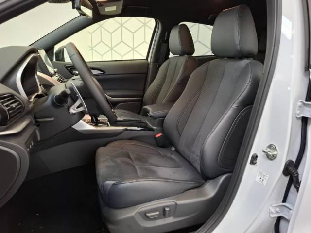 Mitsubishi Eclipse Cross image 9