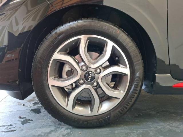 Kia Picanto image 9
