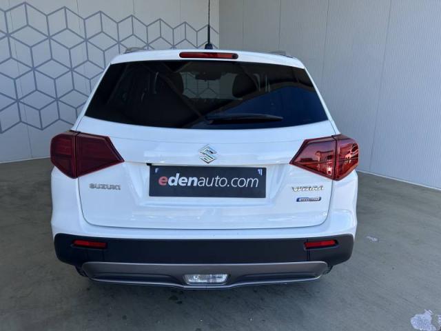 Suzuki Vitara image 8