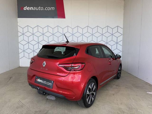 Renault Clio image 2