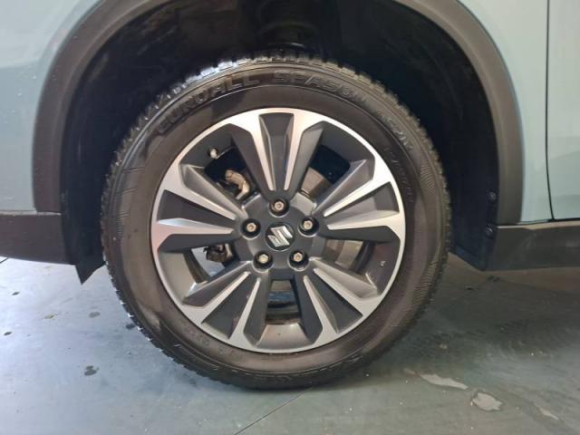 Suzuki Vitara image 4